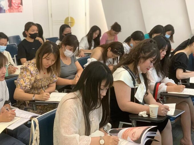 呼和浩特微整形學(xué)習(xí)在線咨詢指南